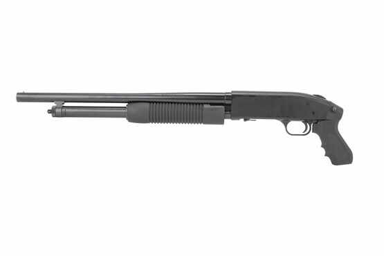 Mossberg 500 12 Gauge shotgun features a 5 round capacity